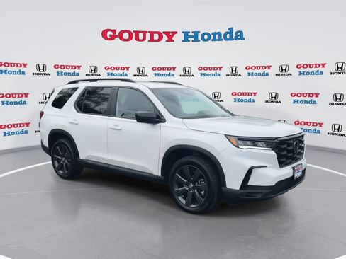 New 2026 Honda Pilot Sport image 2