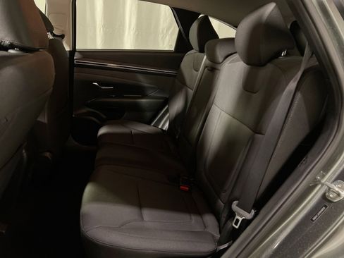 Used 2022 Hyundai Tucson SE image 24