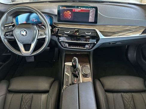 Used 2023 BMW 530i i w/ Convenience Package image 12