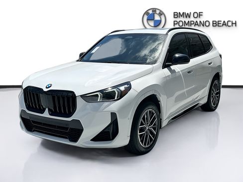 Used 2023 BMW X1 xDrive28i w/ M Sport Package AWD/4WD image 3