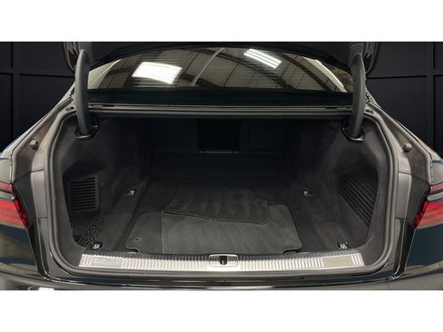 Used 2024 Audi A8 L 3.0T w/ Comfort Plus Package AWD/4WD image 26