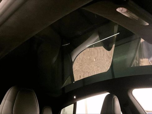 Used 2021 Tesla Model S Long Range image 21