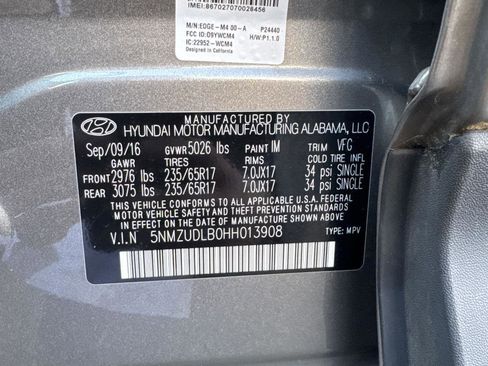 Used 2017 Hyundai Santa Fe Sport image 11