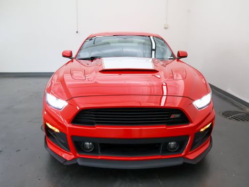 Used 2015 Ford Mustang GT Premium w/ Enhanced Security Package RWD image 8