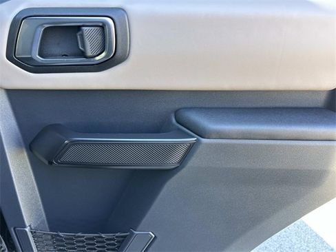 Certified 2024 Ford Bronco Wildtrak image 23