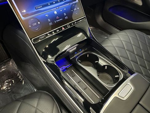 Certified 2025 Mercedes-Benz S 580e 4MATIC Sedan image 32