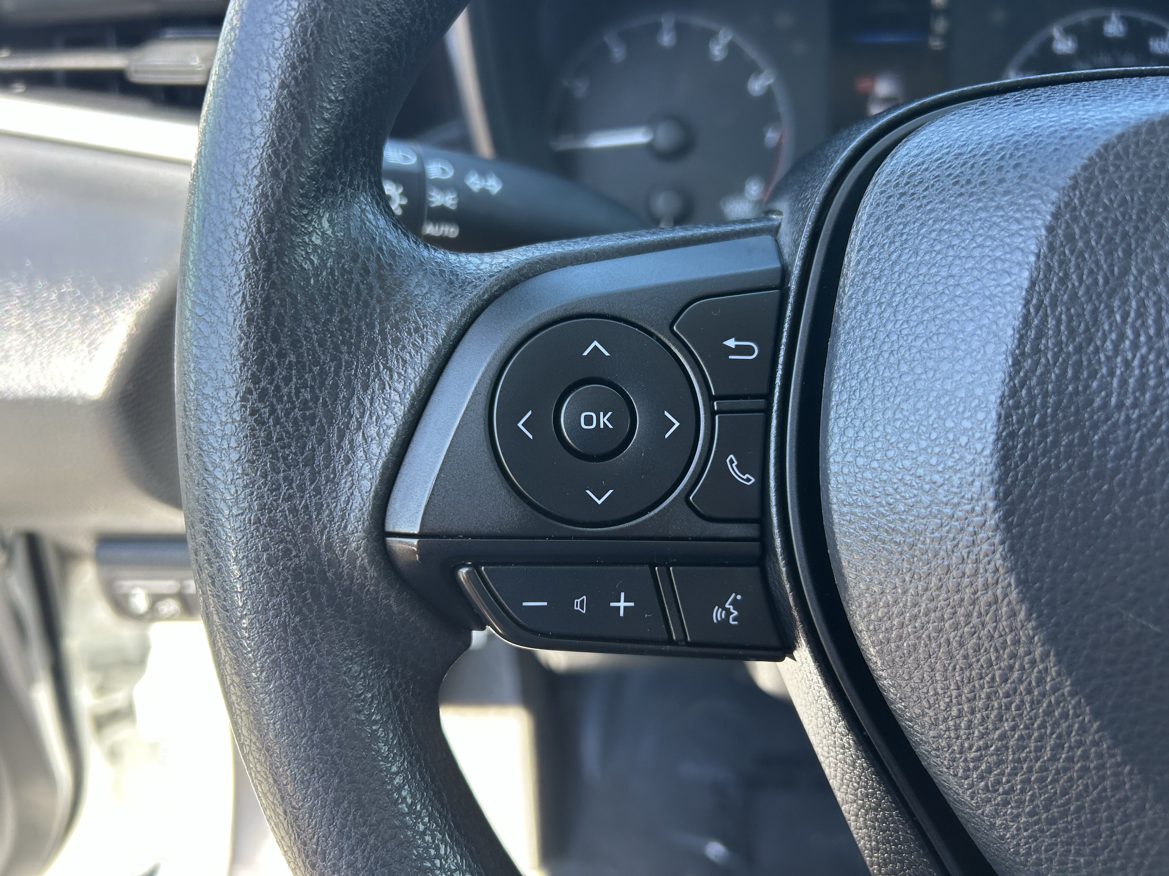 Certified 2023 Toyota Corolla LE FWD image 24