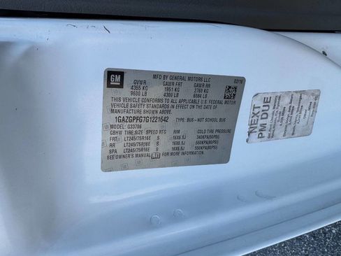 Used 2016 Chevrolet Express 3500 LT w/ LT Preferred Equipment Group image 43