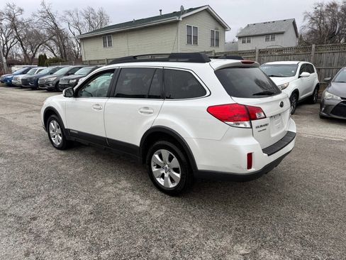 Used 2012 Subaru Outback 3.6R Limited image 6