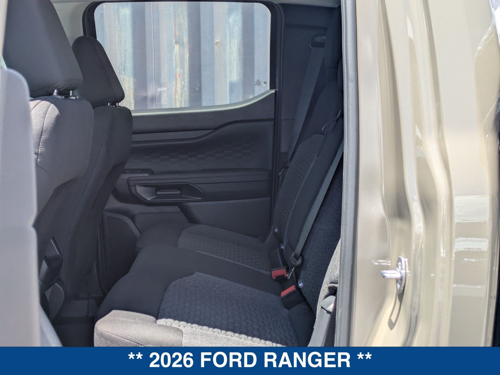 New 2026 Ford Ranger XLT w/ Black Appearance Package RWD image 16