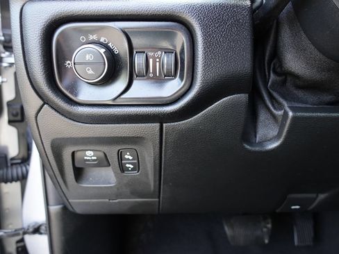 Used 2019 RAM 1500 Big Horn AWD/4WD image 57