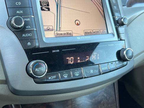 Used 2011 Toyota Avalon image 21