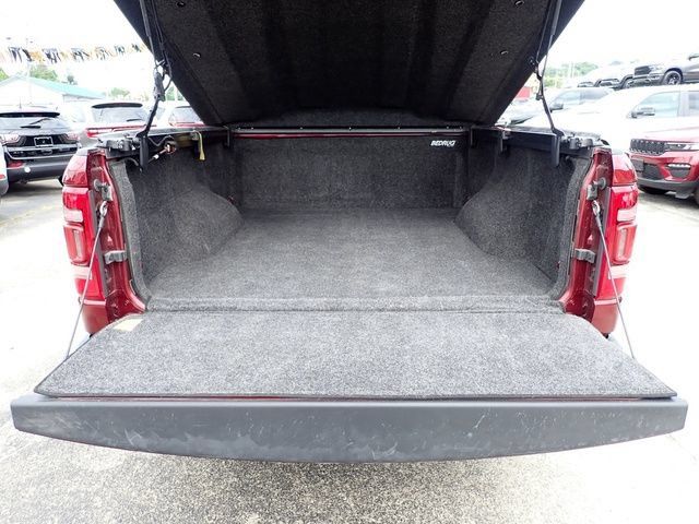 Used 2024 RAM 1500 Limited AWD/4WD image 7