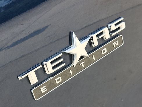 Used 2020 Chevrolet Silverado 1500 LT w/ Texas Edition RWD image 13