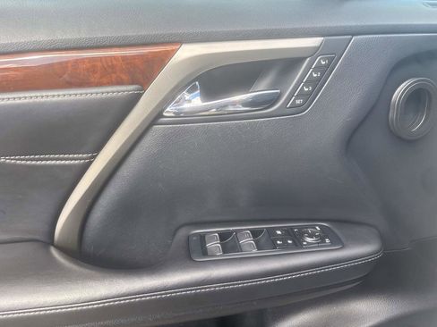 Used 2018 Lexus RX 450hL Premium image 6