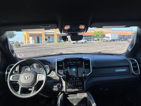 Used 2023 RAM 1500 Big Horn AWD/4WD image 11