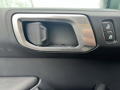 New 2026 Ford Bronco Outer Banks image 15