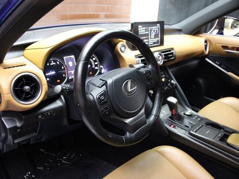 Used 2021 Lexus IS 300 w/ Comfort Package RWD image 41
