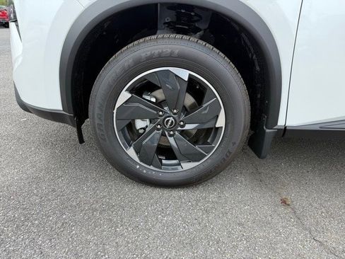 New 2026 Nissan Rogue SV w/ SV Premium Package image 9