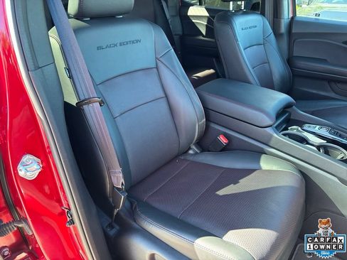 Used 2025 Honda Ridgeline Black Edition image 49