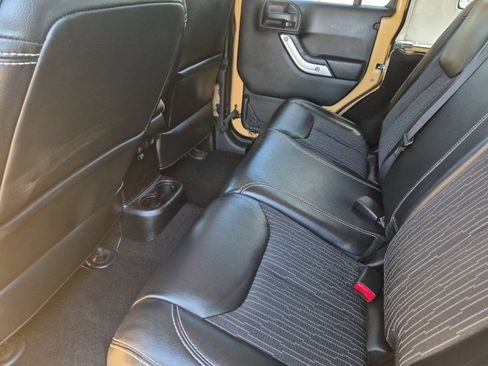Used 2013 Jeep Wrangler Unlimited Sport AWD/4WD image 11