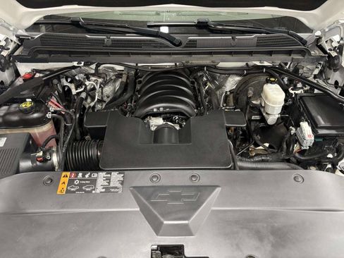 Used 2018 Chevrolet Silverado 1500 High Country image 10