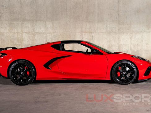 Used 2020 Chevrolet Corvette Stingray w/ 3LT Preferred Equipment Group image 10