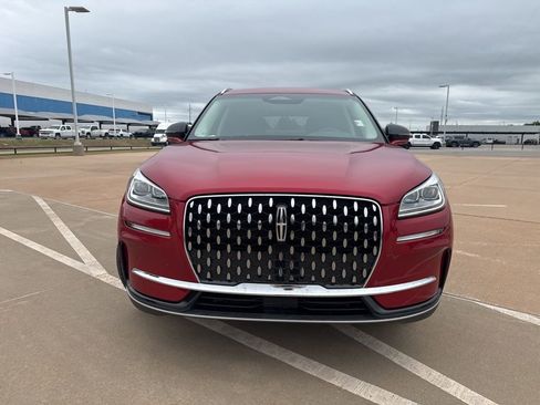 Used 2024 Lincoln Corsair Reserve w/ Equipment Group 201A AWD/4WD image 5