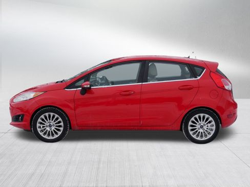 Used 2014 Ford Fiesta Titanium image 4