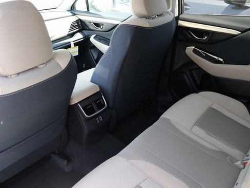 Used 2025 Subaru Outback Premium image 16