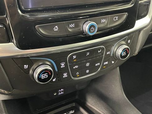 Certified 2021 Chevrolet Traverse Premier w/ LPO, Blackout Package image 10