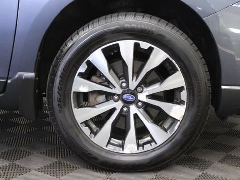 Used 2017 Subaru Outback 2.5i Limited AWD/4WD image 7