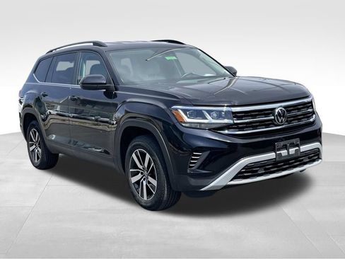 Certified 2023 Volkswagen Atlas SE AWD/4WD image 3