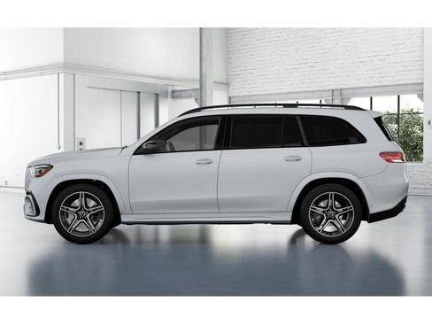 New 2026 Mercedes-Benz GLS 450 4MATIC image 34