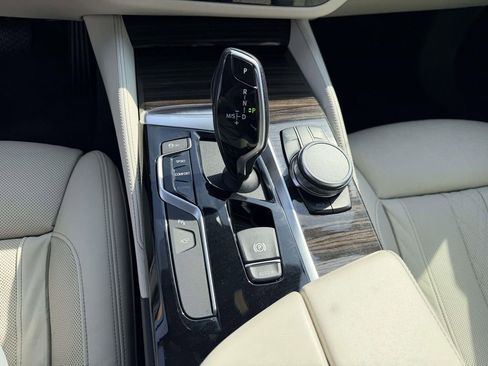 Used 2019 BMW 540i xDrive image 6