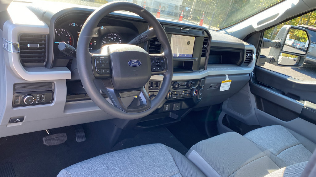 New 2027 Ford F250 XL w/ STX Appearance Package AWD/4WD image 15