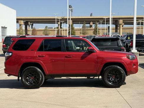Used 2022 Toyota 4Runner SR5 w/ TRD Black Wheel Package (TMS) AWD/4WD image 3