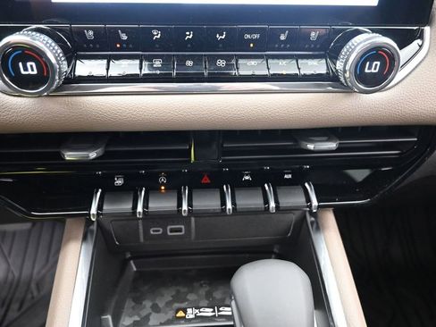 New 2026 GMC Canyon Denali AWD/4WD image 22