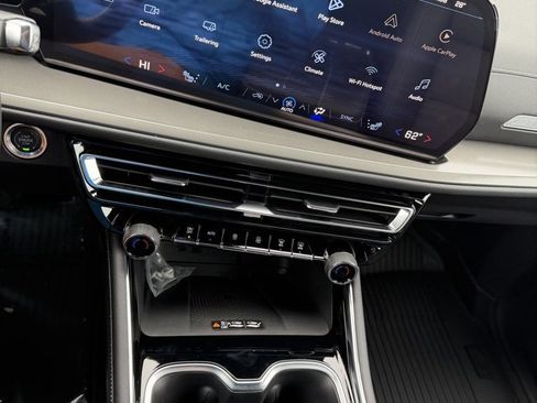 New 2026 Chevrolet Traverse LT w/ Midnight/Sport Edition image 8