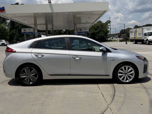 Used 2018 Hyundai Ioniq Limited w/ Limited Ultimate Package 03 FWD image 19