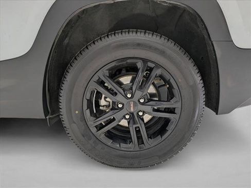 Used 2023 GMC Terrain AT4 image 21