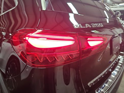 Certified 2026 Mercedes-Benz GLA 250 image 35