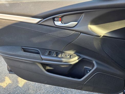 Used 2018 Honda Civic EX-T image 25