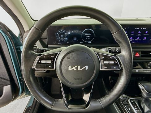 Used 2024 Kia Seltos SX image 11