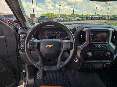Used 2024 Chevrolet Silverado 2500 Custom w/ Custom Value Package AWD/4WD image 26