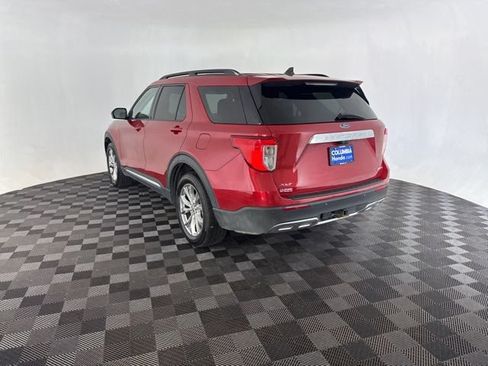 Used 2021 Ford Explorer XLT w/ Equipment Group 202A AWD/4WD image 7