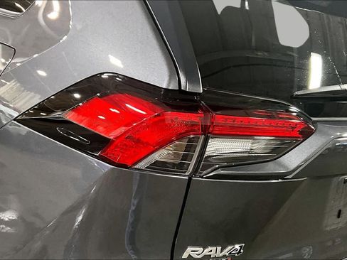 Used 2025 Toyota RAV4 LE AWD/4WD image 29