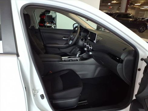 Used 2025 Nissan Sentra SV w/ All-Weather Package image 20