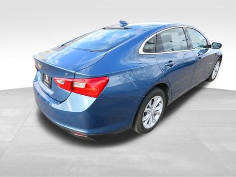 Used 2025 Chevrolet Malibu LT FWD image 8
