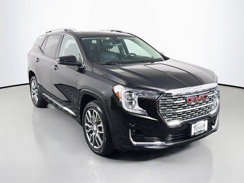 Used 2022 GMC Terrain Denali AWD/4WD image 1